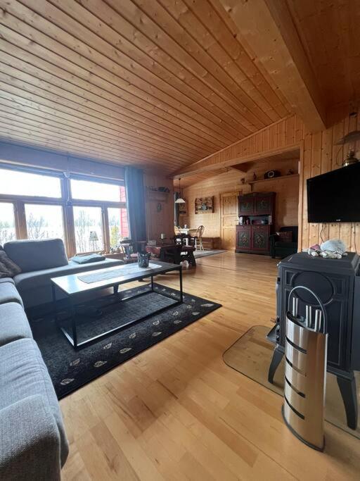 Cozy And Spacious Cabin Svensby Zewnętrze zdjęcie